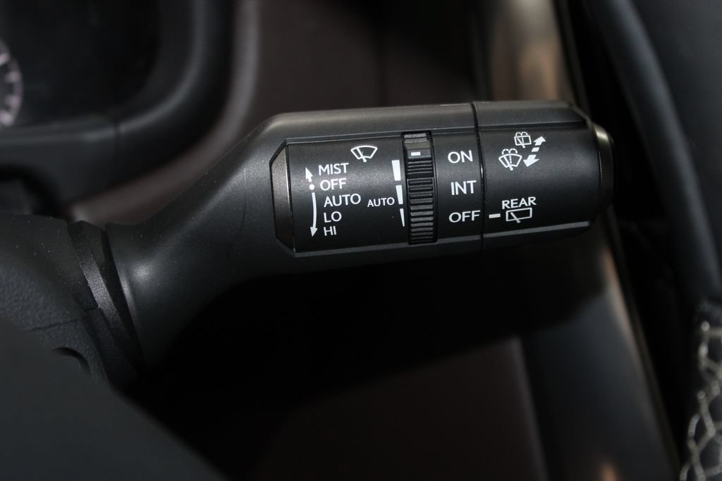 Used 2024 Lexus LX 600 4WD w/ Luxury Package image 27