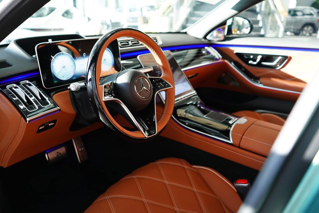 New 2026 Mercedes-Benz Maybach S 680 4MATIC image 16