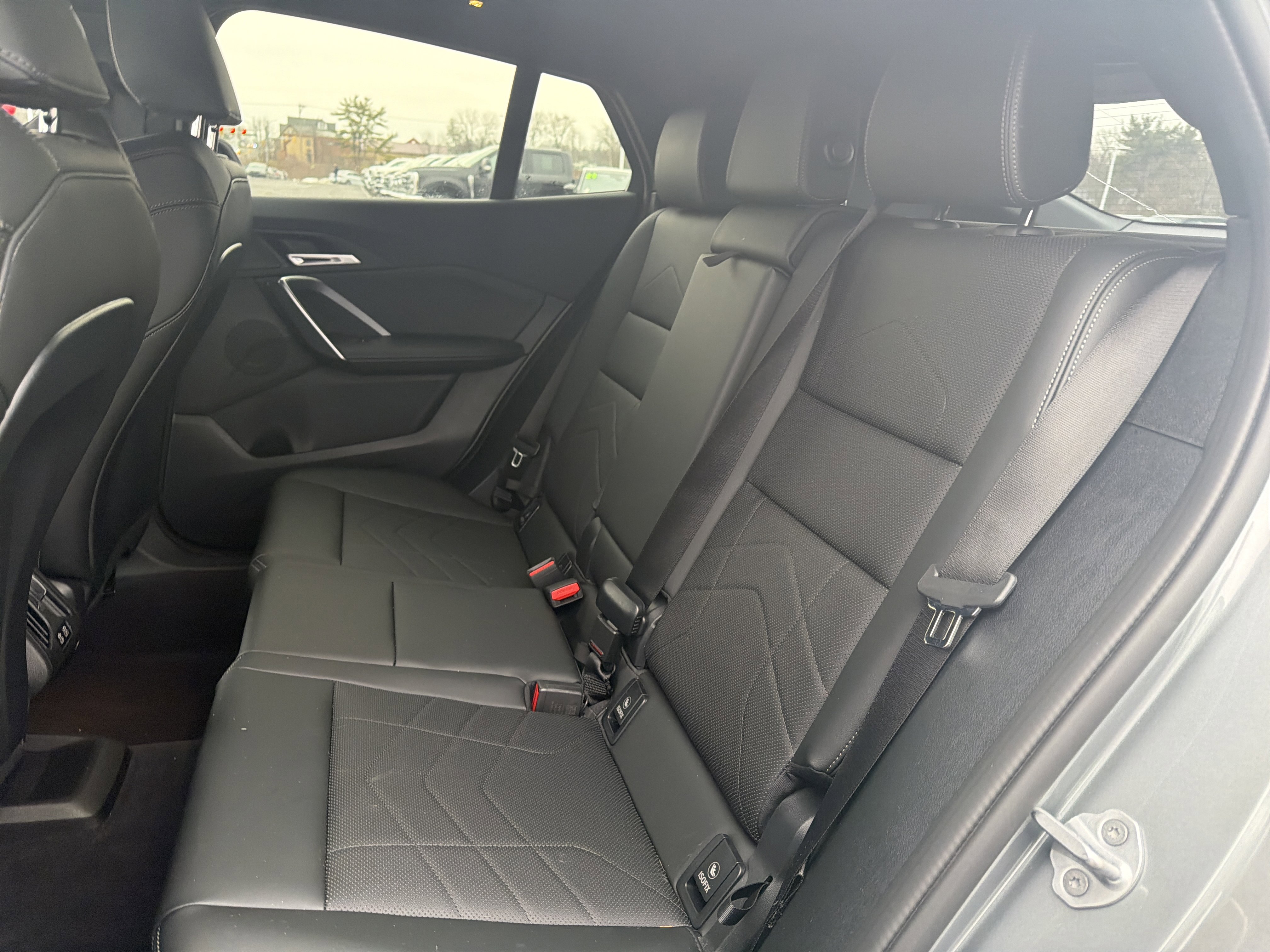 Used 2025 BMW X2 xDrive28i image 13