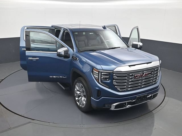 Certified 2025 GMC Sierra 1500 Denali w/ Denali Reserve Package AWD/4WD image 29