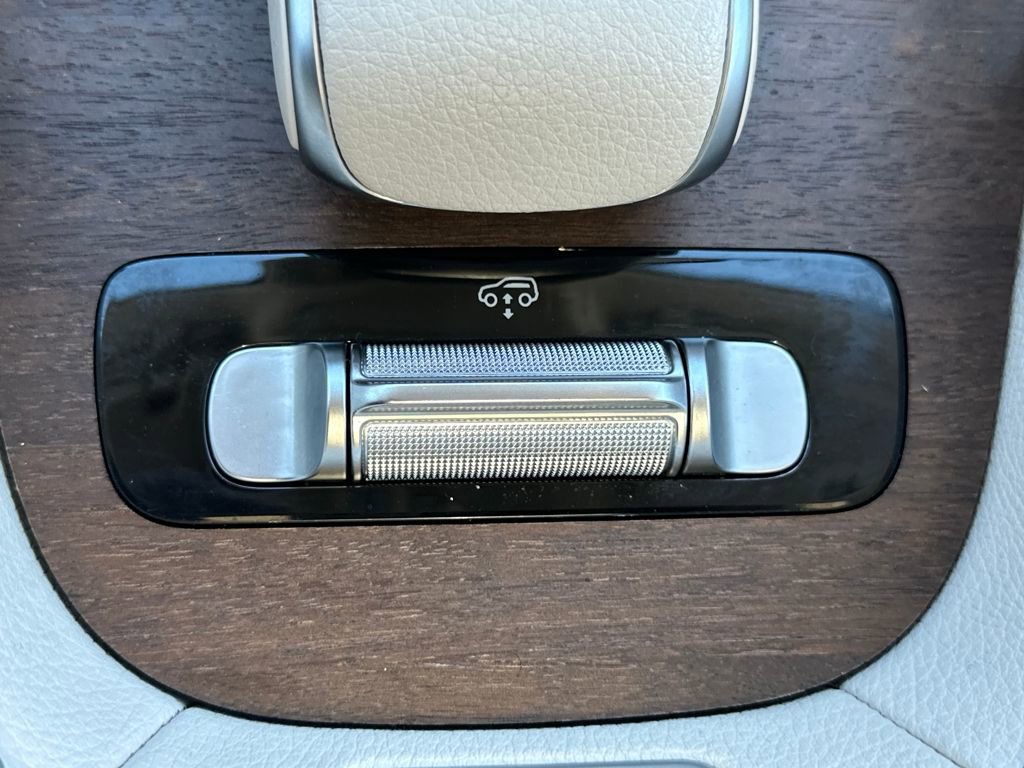 Used 2020 Mercedes-Benz GLS 450 4MATIC image 27