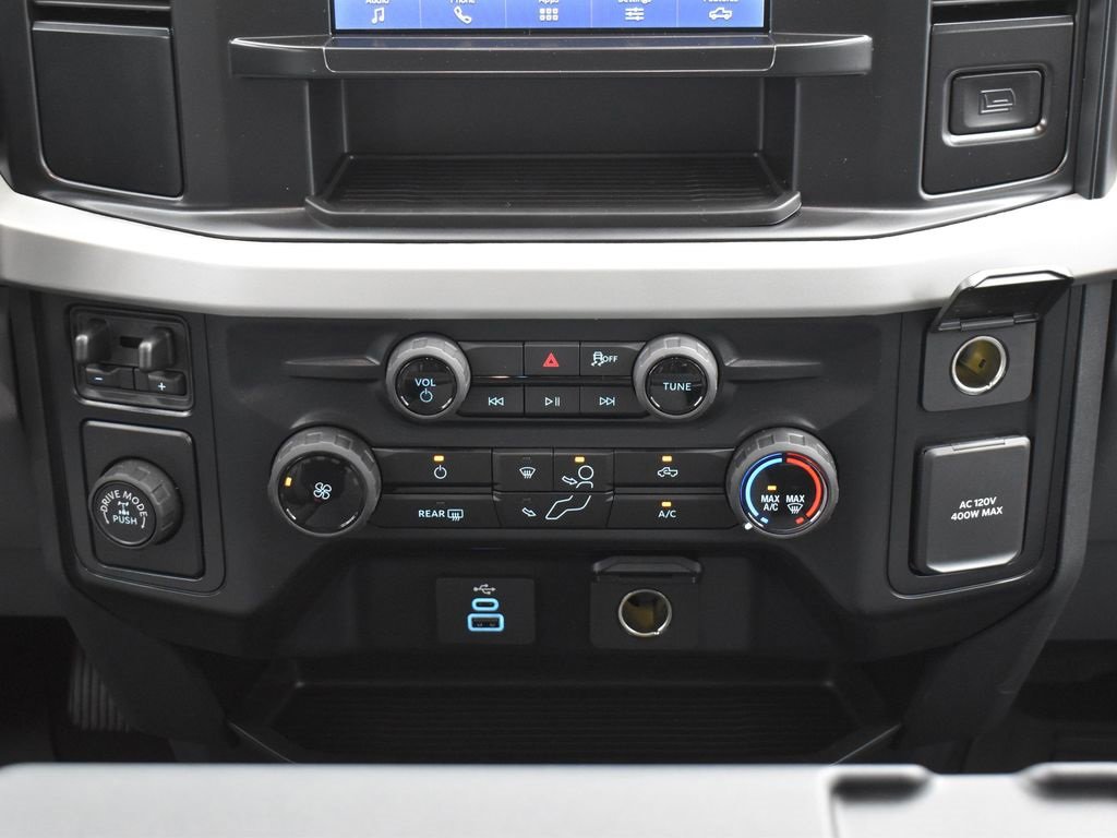 New 2026 Ford F250 XLT image 20