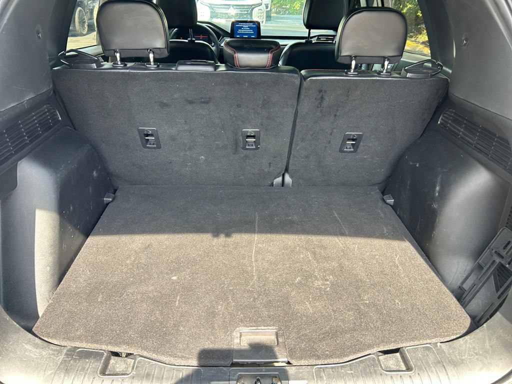 Used 2025 Ford Escape ST-Line FWD image 19