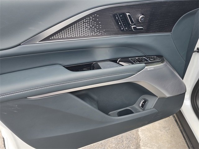 New 2025 Cadillac Lyriq Sport image 16