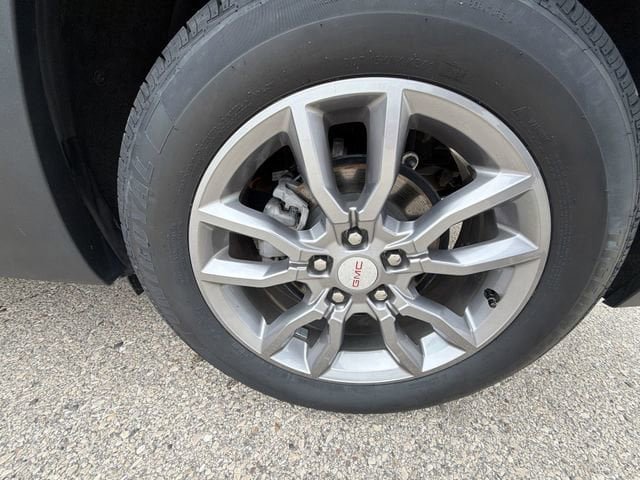 Used 2022 GMC Terrain SLT w/ Tech Package AWD/4WD image 35