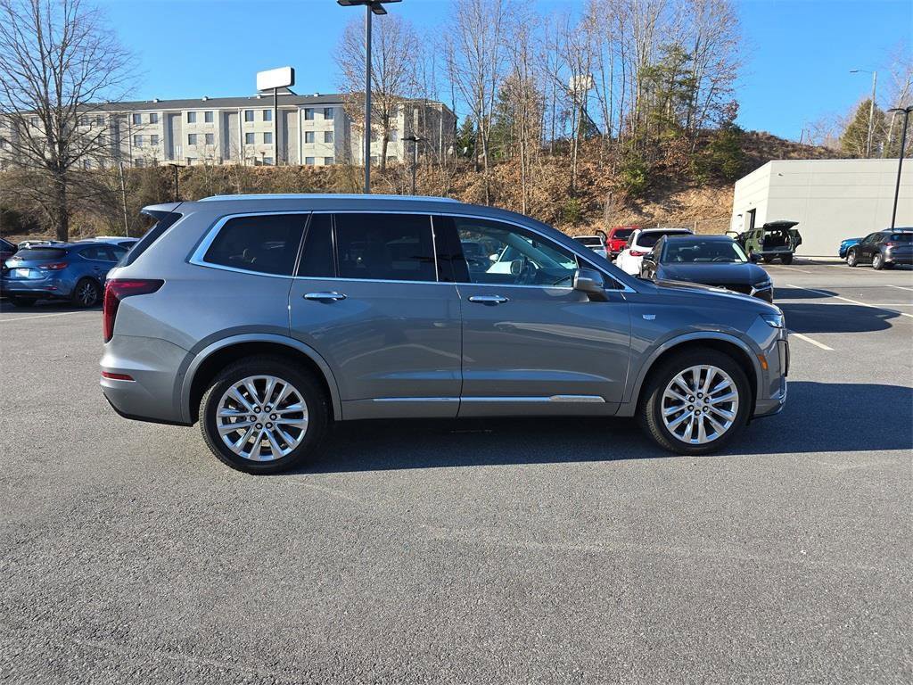 Used 2020 Cadillac XT6 Premium Luxury image 2