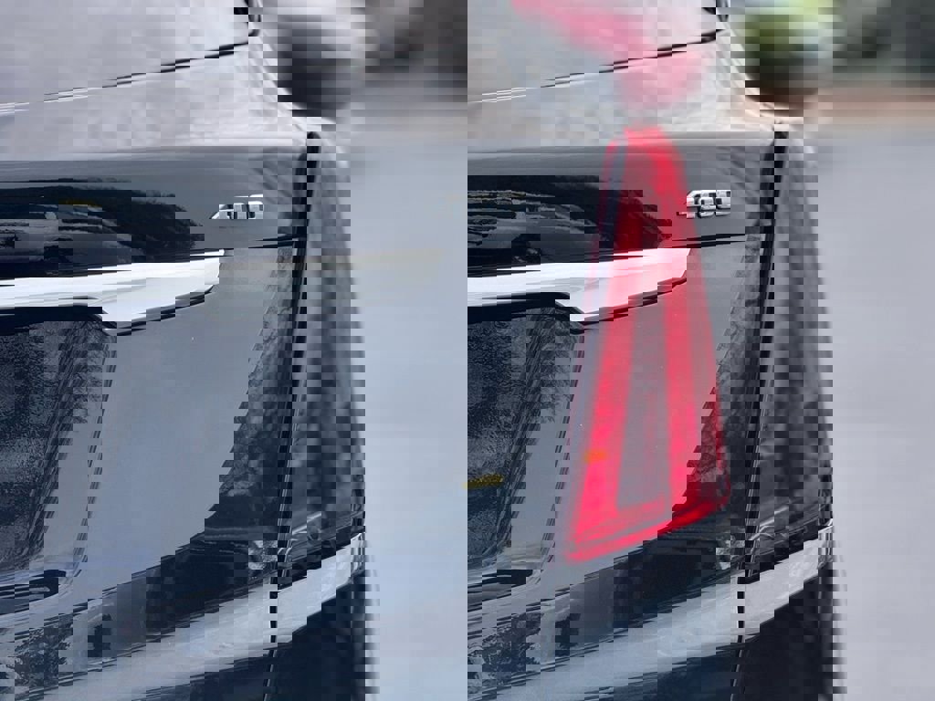 Used 2023 Cadillac XT5 Premium Luxury w/ LPO, Floor Liner Package image 14