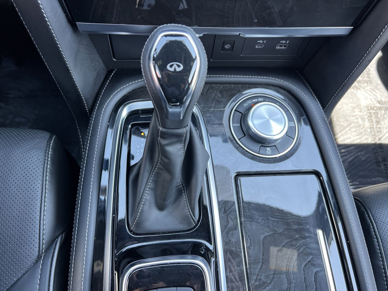 Used 2024 INFINITI QX80 Sensory w/ Cargo Package image 30