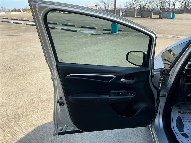 Used 2015 Honda Fit image 24