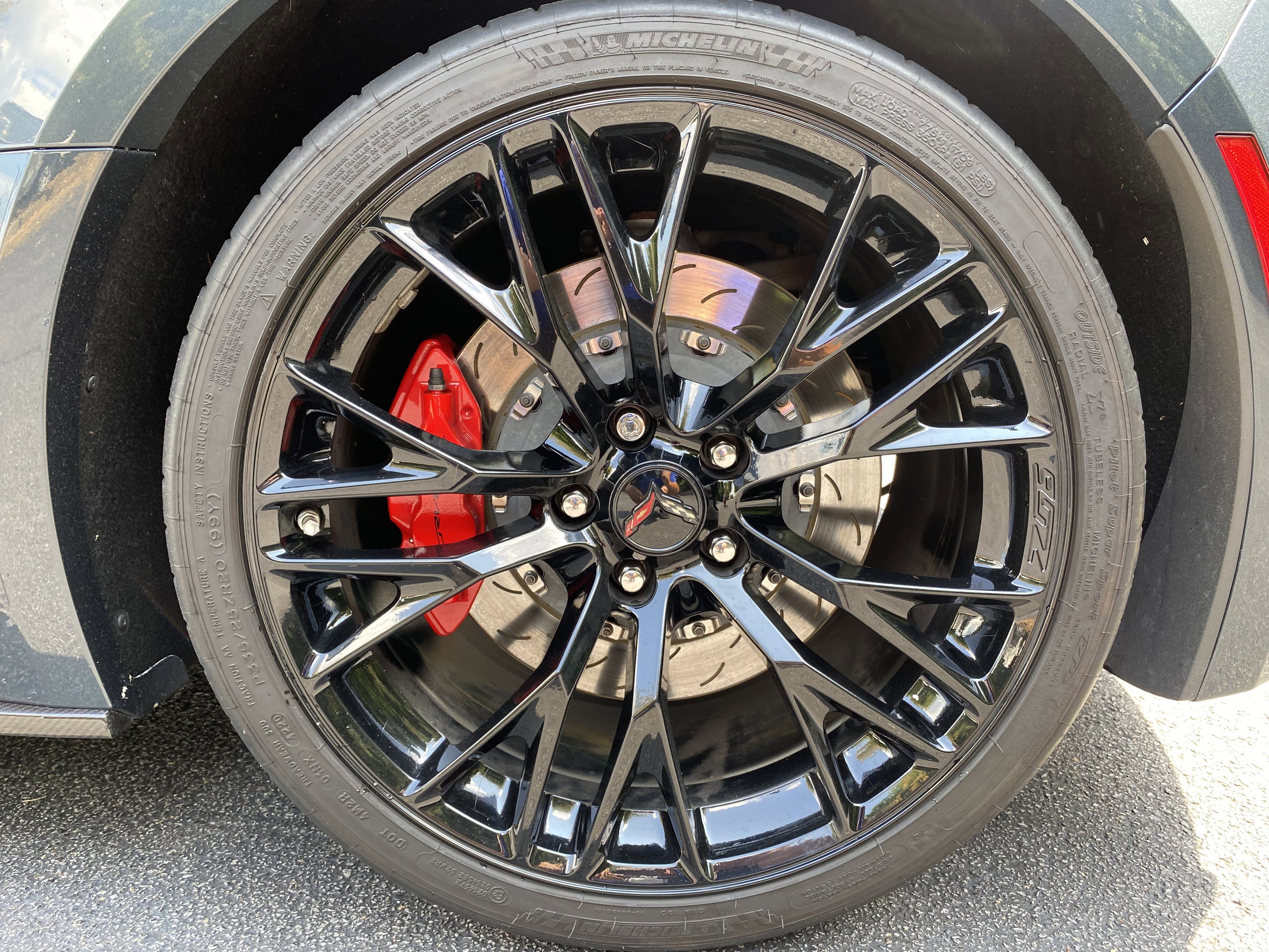Used 2019 Chevrolet Corvette Z06 image 42
