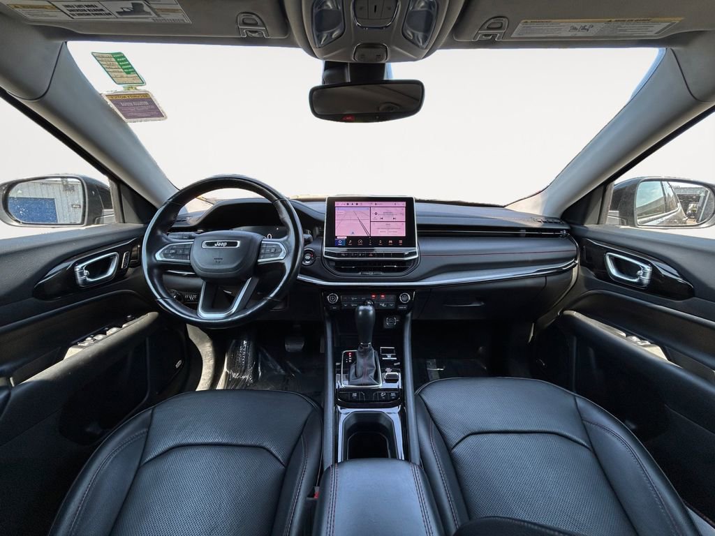 Used 2022 Jeep Compass Trailhawk w/ Trailhawk Elite Group image 13