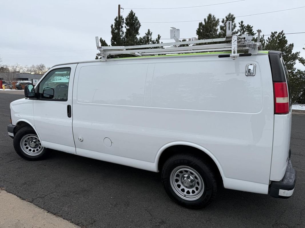 Used 2013 Chevrolet Express 1500 image 2