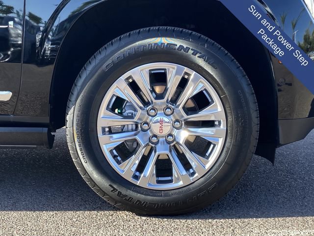 Used 2025 GMC Yukon Denali w/ Sun & Power Step Package AWD/4WD image 11