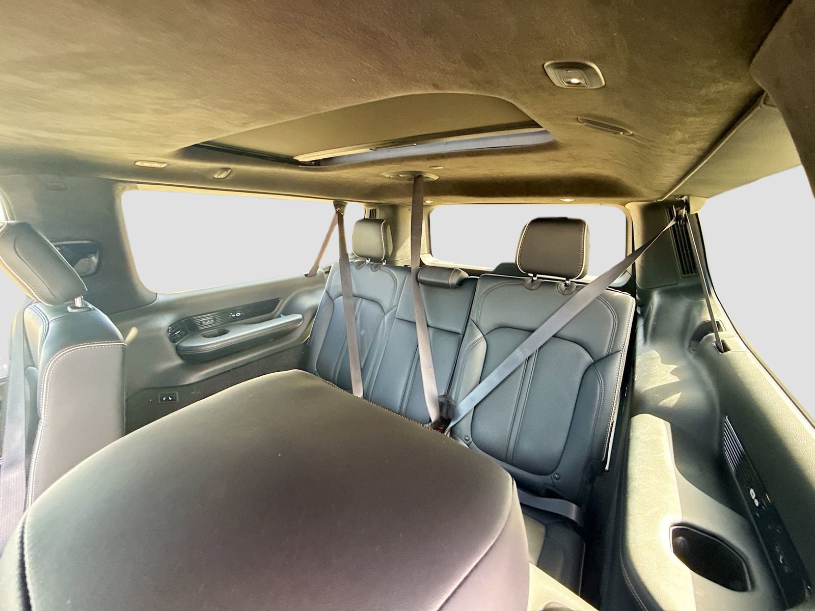 Used 2024 Jeep Grand Wagoneer L Series II w/ Quick Order Packagew 28T image 14