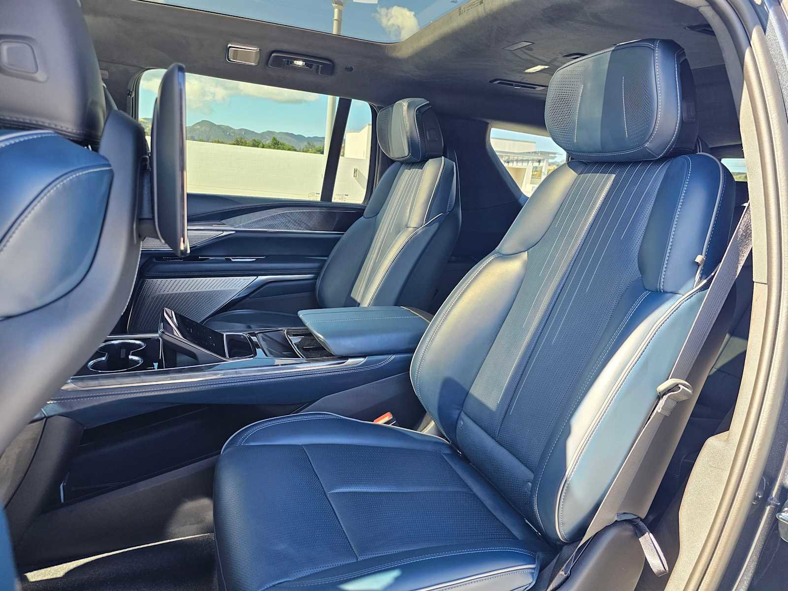 New 2026 Cadillac Escalade IQL Luxury AWD/4WD image 22