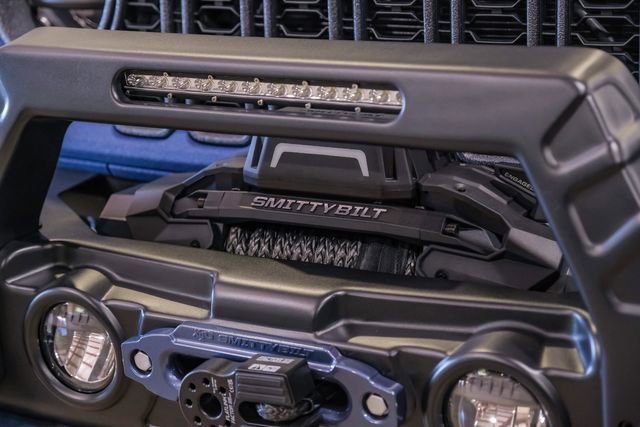 Used 2025 Jeep Gladiator Sport AWD/4WD image 23