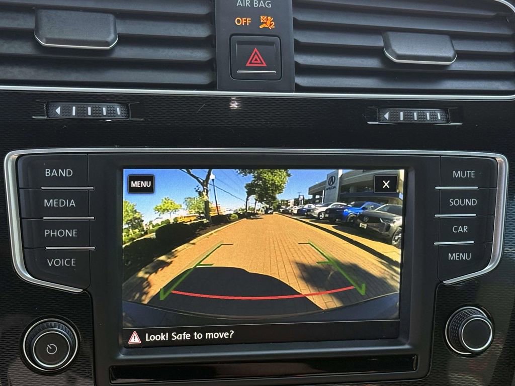 Used 2017 Volkswagen GTI Sport FWD image 18