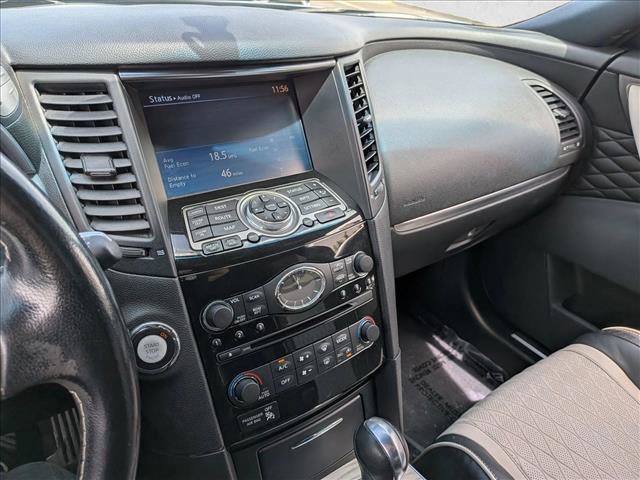 Used 2017 INFINITI QX70 2WD w/ Limited Package image 22