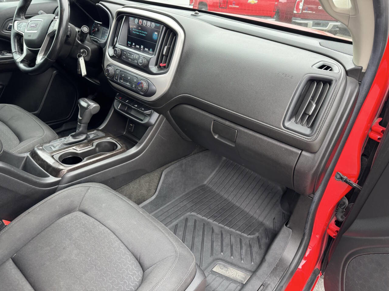 Used 2018 GMC Canyon SLE w/ SLE Convenience Package AWD/4WD image 5