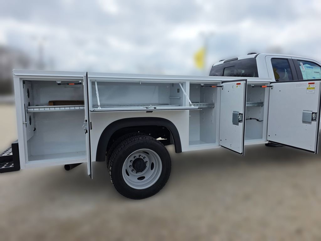 New 2026 Ford F550 4x4 Supercab Super Duty image 20