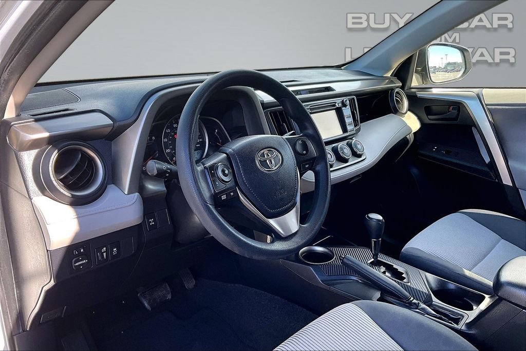 Used 2013 Toyota RAV4 LE AWD/4WD image 12
