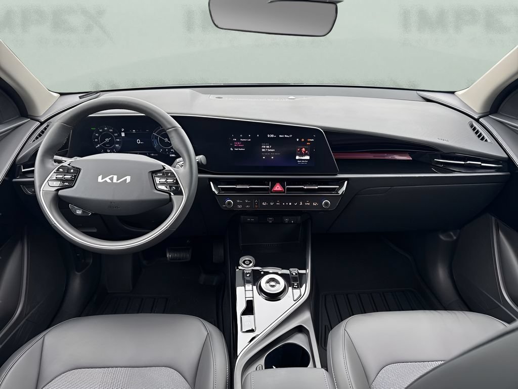 Used 2025 Kia Niro Wind w/ Wind Preserve Package FWD image 12