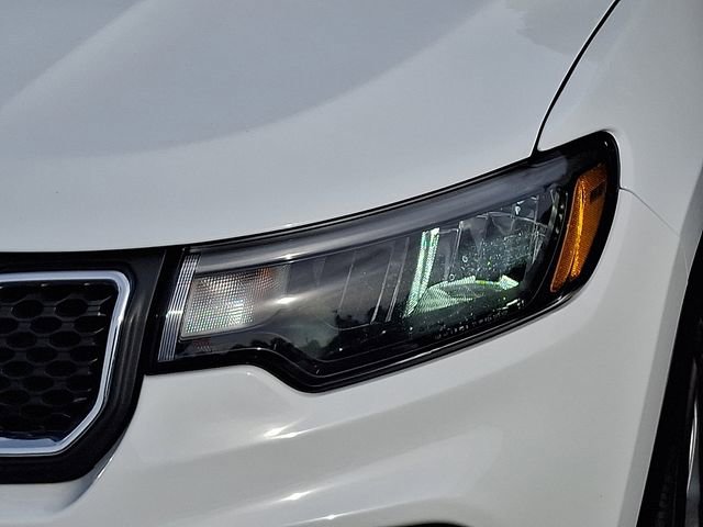 Used 2024 Jeep Compass Latitude AWD/4WD image 9