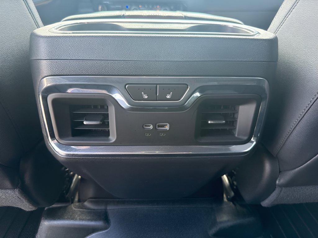 Used 2023 Chevrolet Silverado 1500 High Country w/ Technology Package AWD/4WD image 11