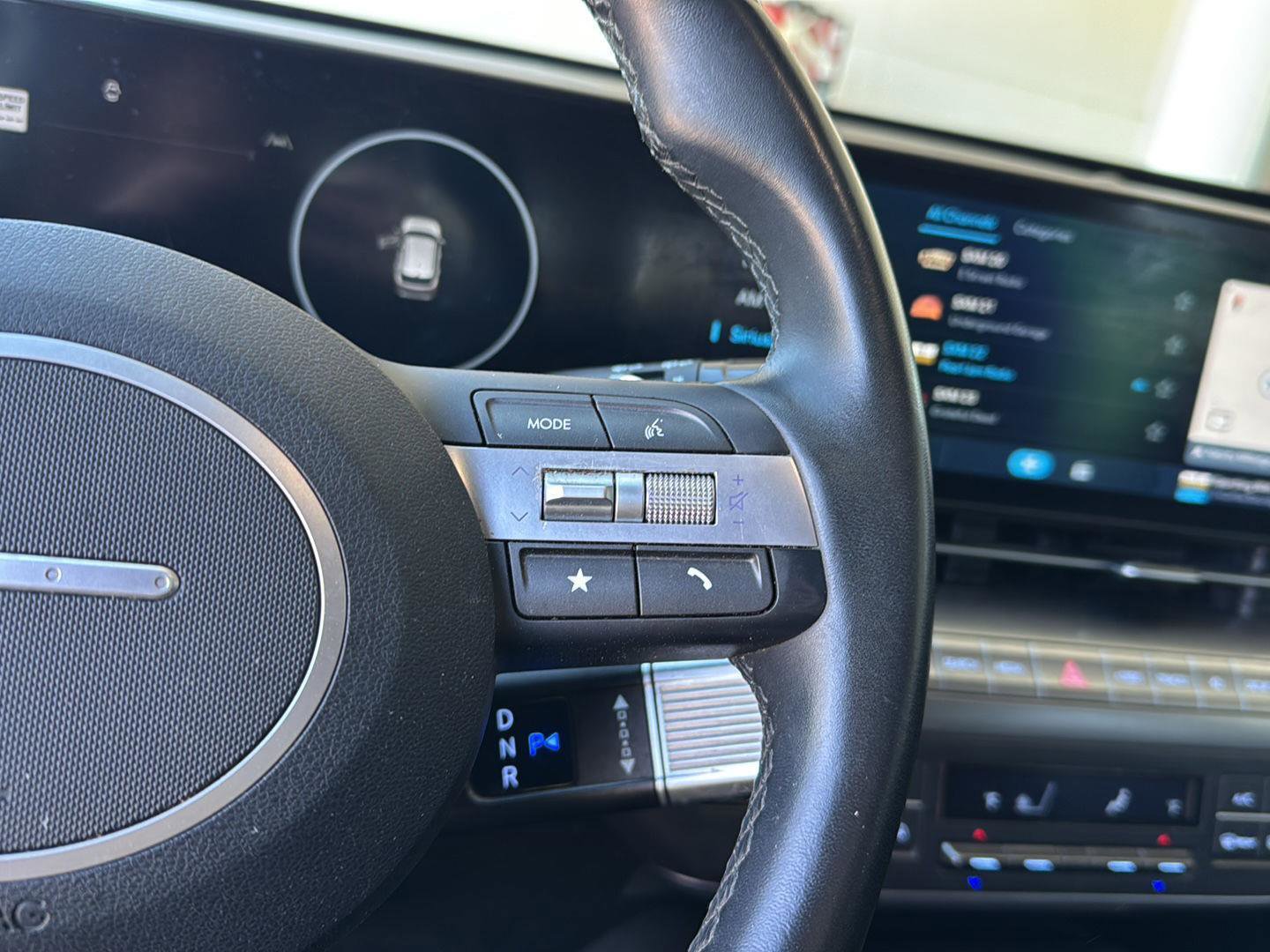 Used 2024 Hyundai Kona SEL w/ Convenience Package image 19