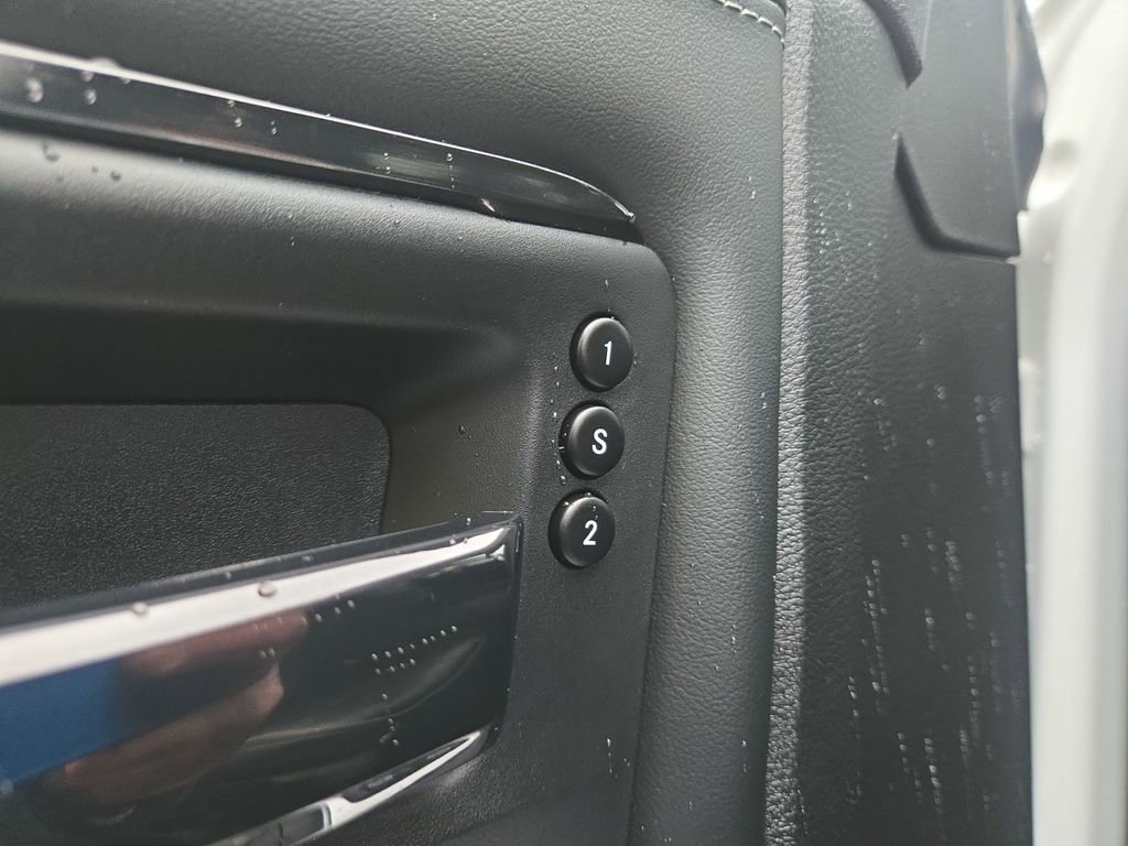 Used 2023 RAM 3500 Limited image 9