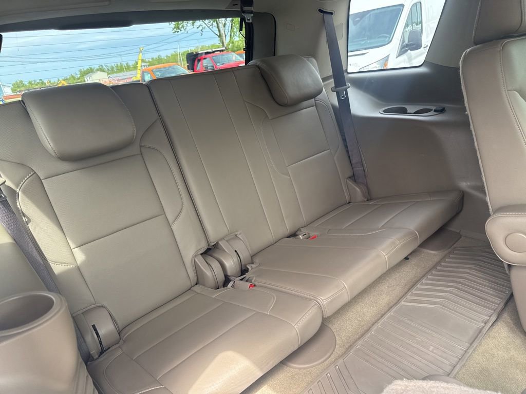 Used 2018 GMC Yukon SLT w/ Open Road Package AWD/4WD image 40
