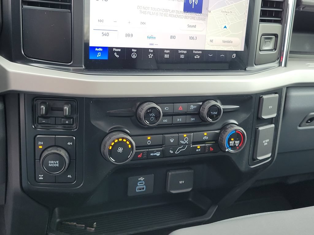 New 2026 Ford F250 XLT w/ XLT Premium Package AWD/4WD image 28
