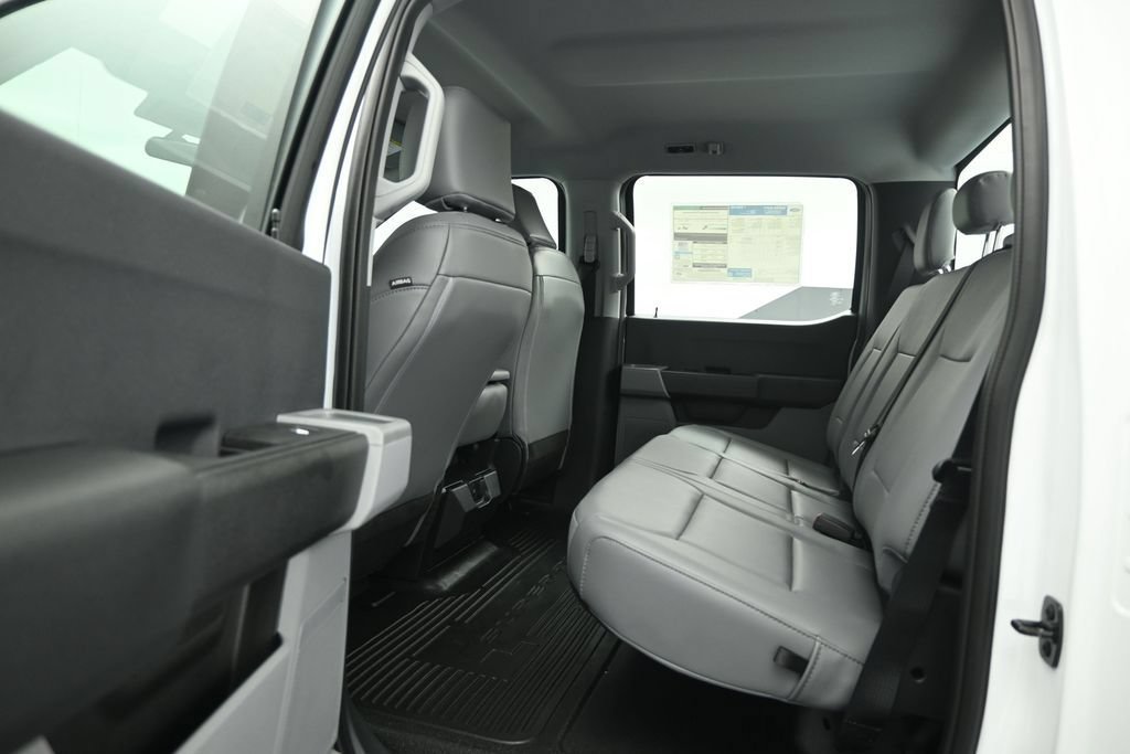 New 2026 Ford F250 XL w/ 360-Degree Camera Package RWD image 14