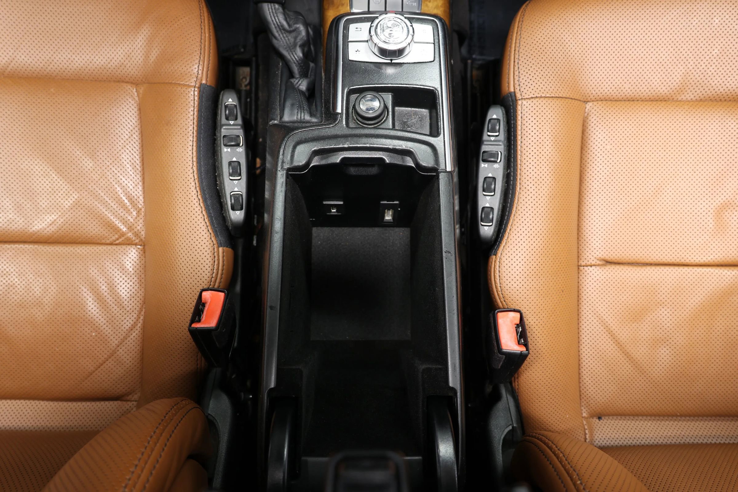 Used 2013 Mercedes-Benz G 63 AMG 4MATIC image 30