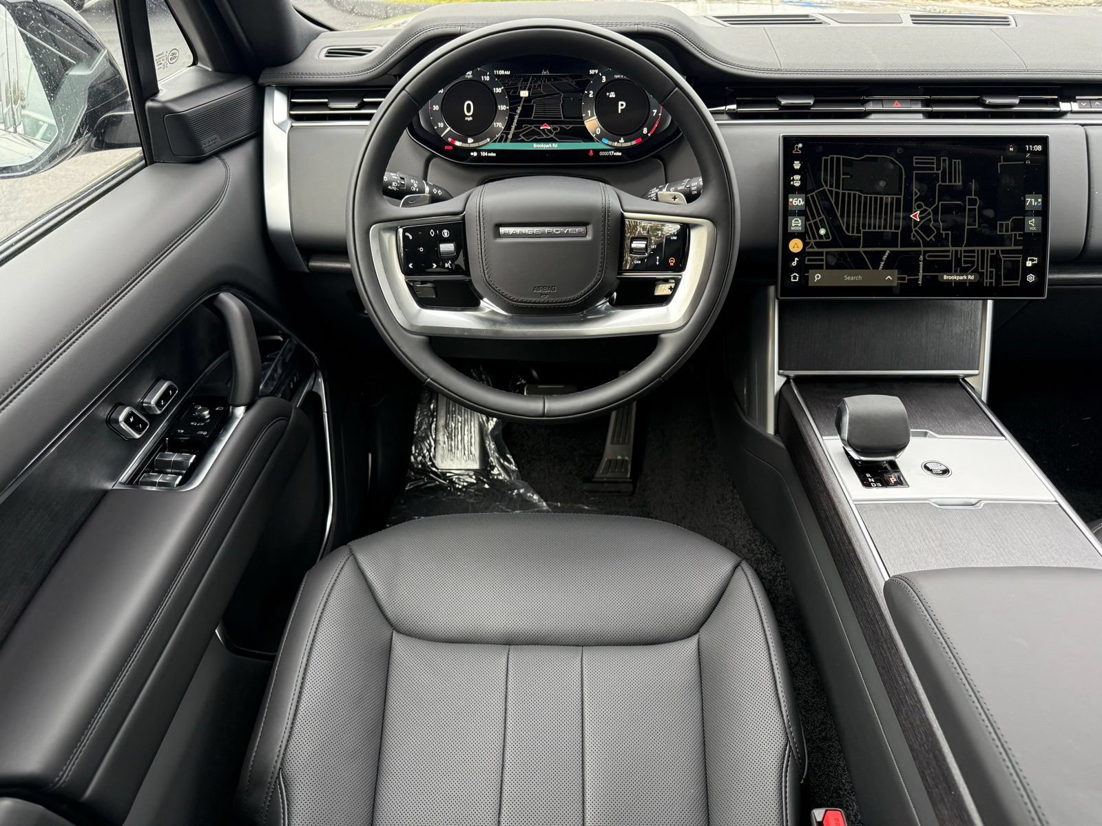 New 2025 Land Rover Range Rover SE AWD/4WD image 31