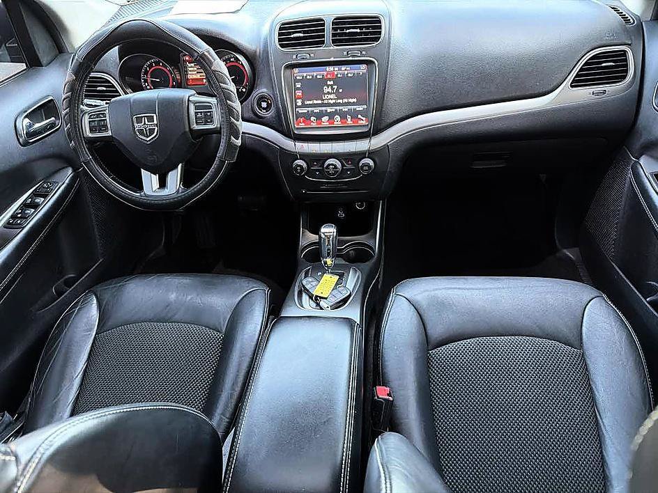 Used 2020 Dodge Journey Crossroad FWD image 11