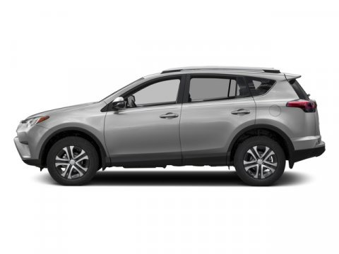Used 2017 Toyota RAV4 LE image 3