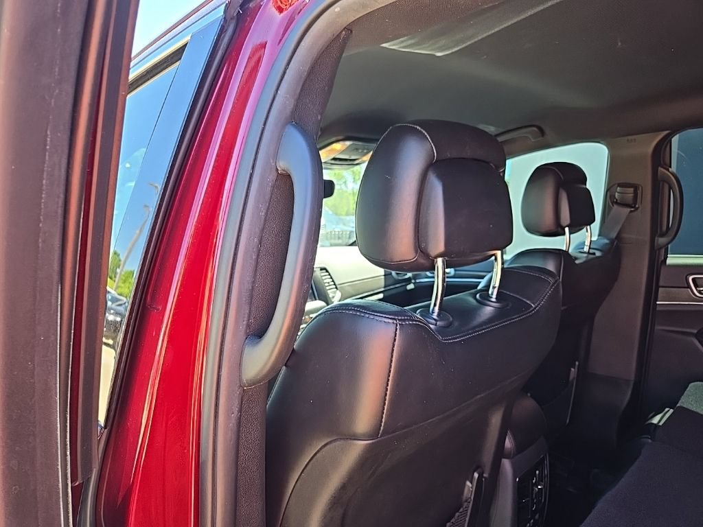 Used 2018 Jeep Grand Cherokee Limited AWD/4WD image 89