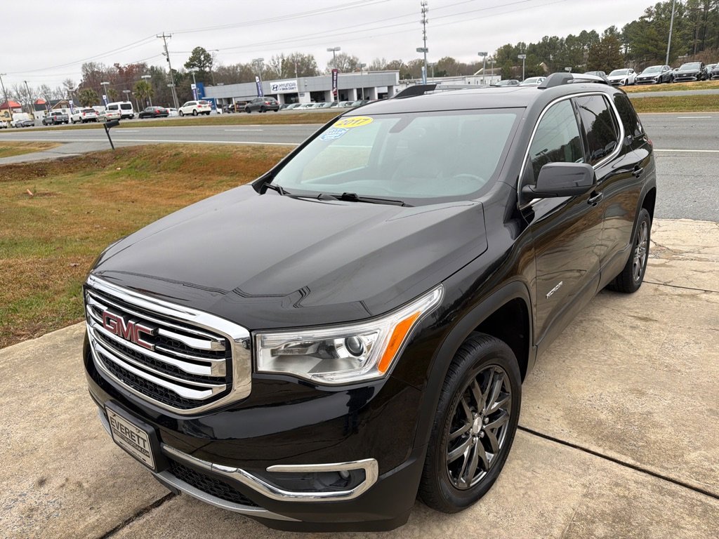 Used 2017 GMC Acadia SLT image 4