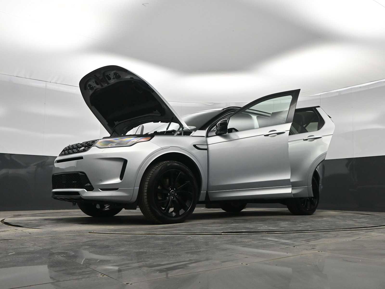 Used 2023 Land Rover Discovery Sport SE R-Dynamic image 42