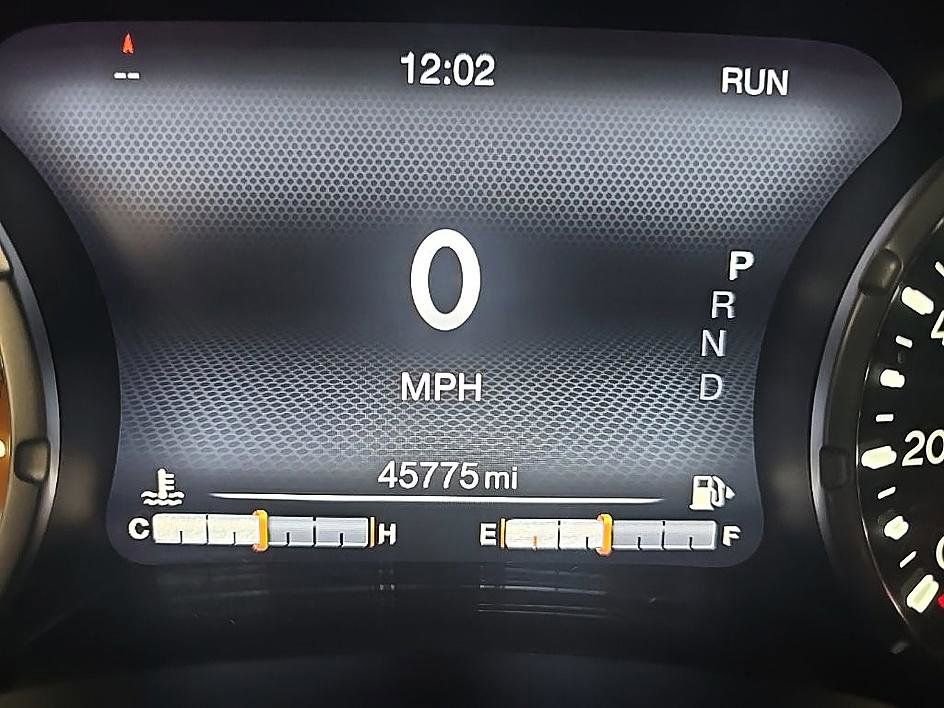 Used 2017 Jeep Renegade Altitude AWD/4WD image 17
