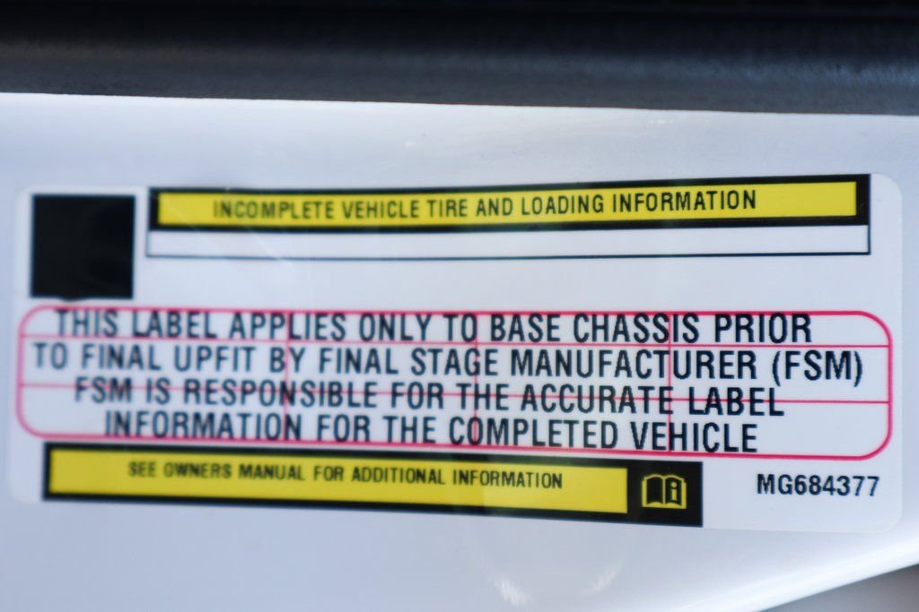 Used 2021 RAM 5500 Tradesman w/ Chrome Appearance Group image 52