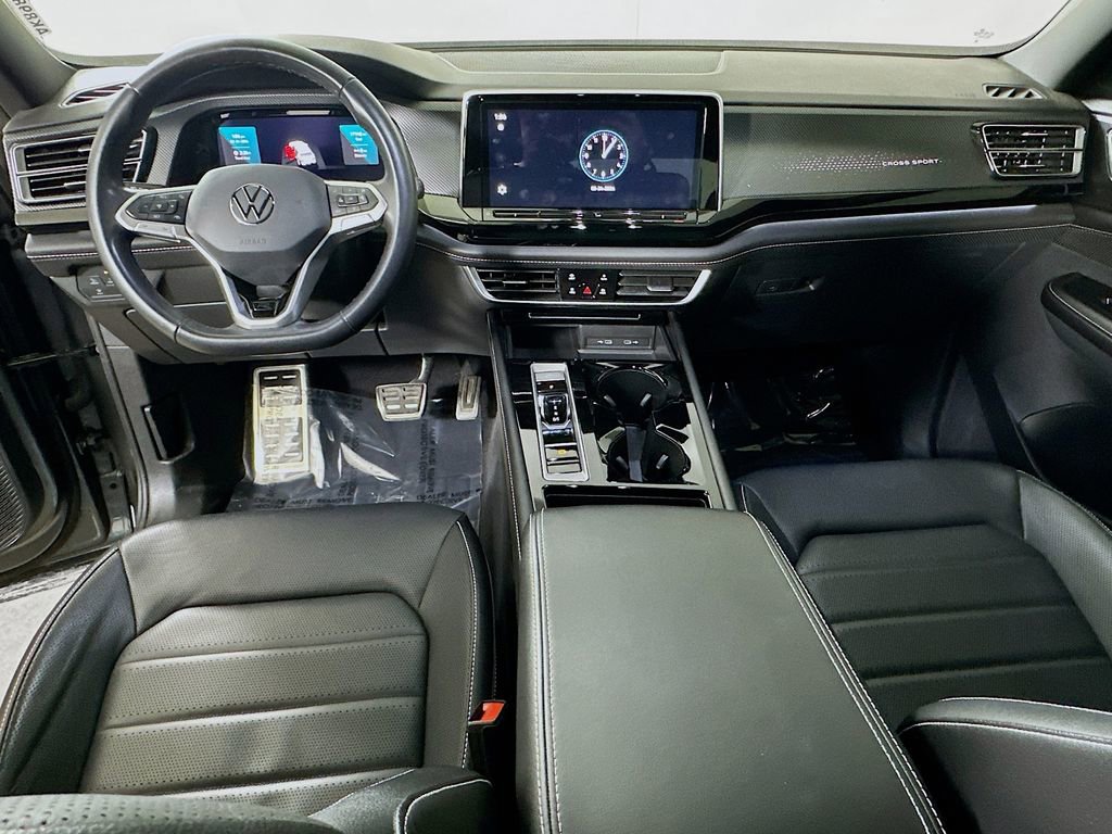 Used 2024 Volkswagen Atlas Cross Sport SEL R-Line image 16