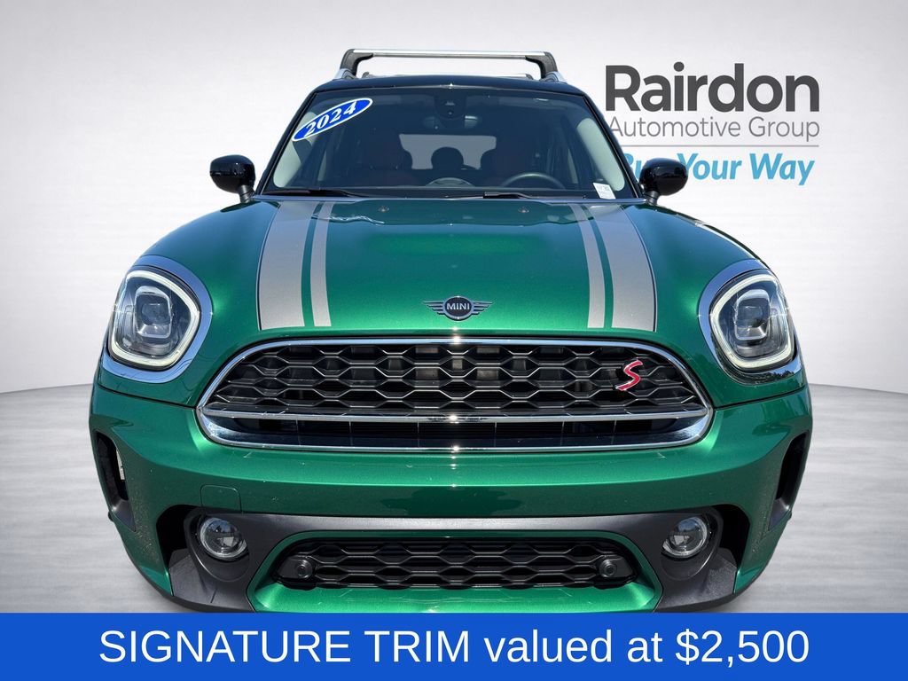 Used 2024 MINI Cooper Countryman S w/ Signature Upholstery Package AWD/4WD image 2
