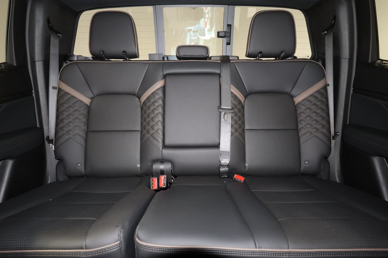 Certified 2026 GMC Canyon Denali AWD/4WD image 30