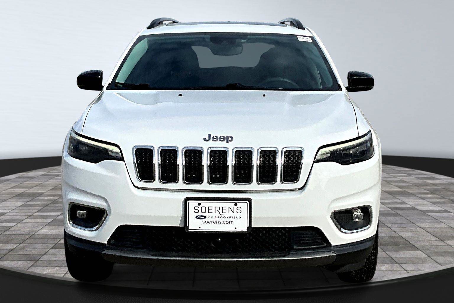 Used 2022 Jeep Cherokee Limited image 3
