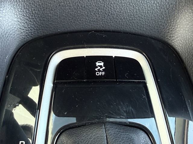 Used 2025 Toyota Corolla LE image 21