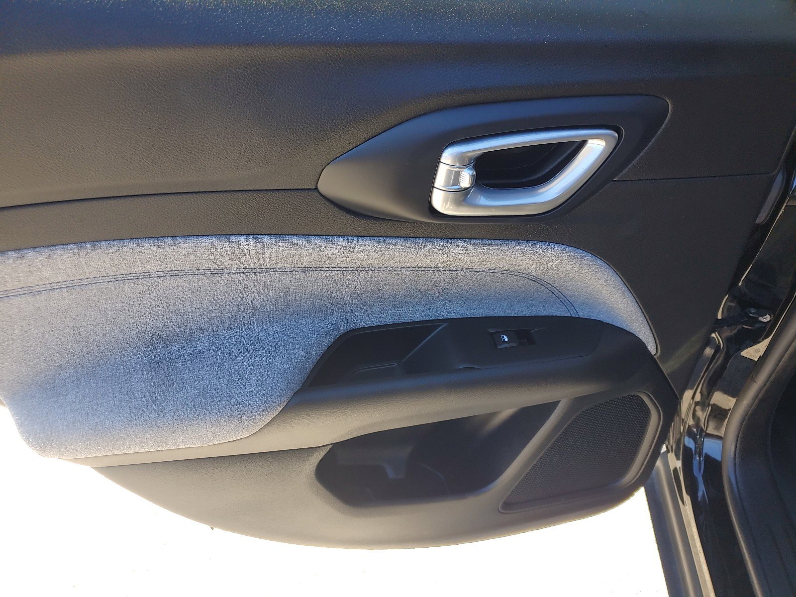 Used 2022 Jeep Compass Latitude image 10