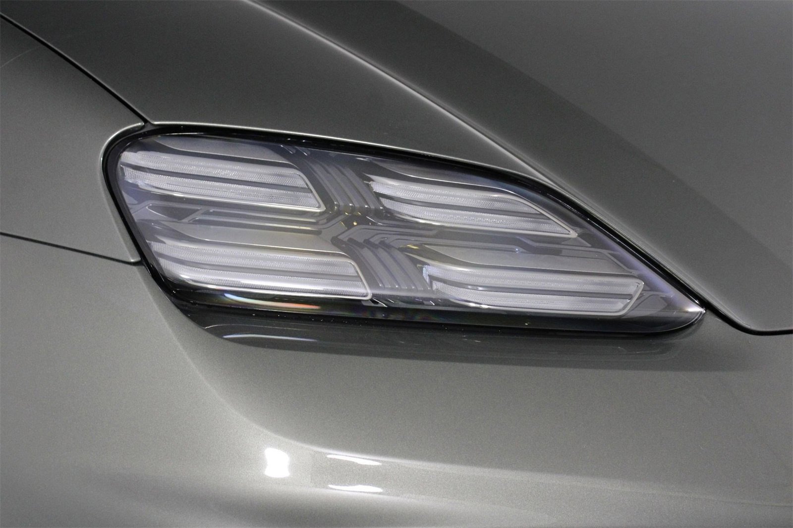 Used 2025 Porsche Macan Electric image 26