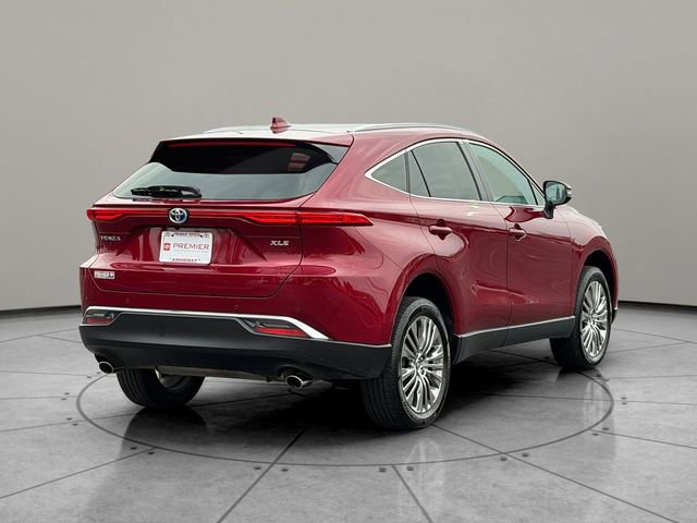 Certified 2023 Toyota Venza XLE image 6